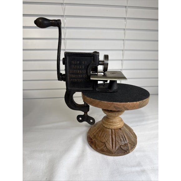 South Richard Other - Vintage Clean Cut Pinking Machine South Richland Machine Co. NY - Fabric Cutter